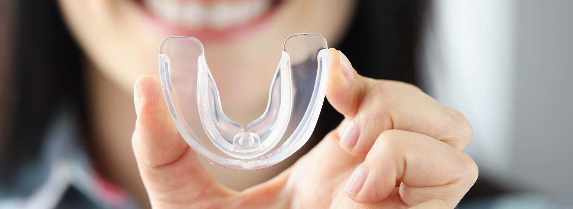 Rechinar los dientes: cómo ocurre y qué ayuda a combatirlo