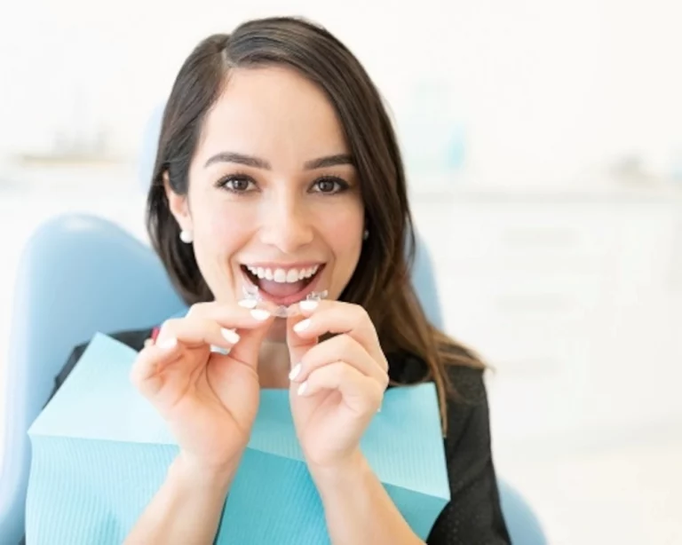 ortodoncia-invisible-invisalign-dentista-manises-dentysalud